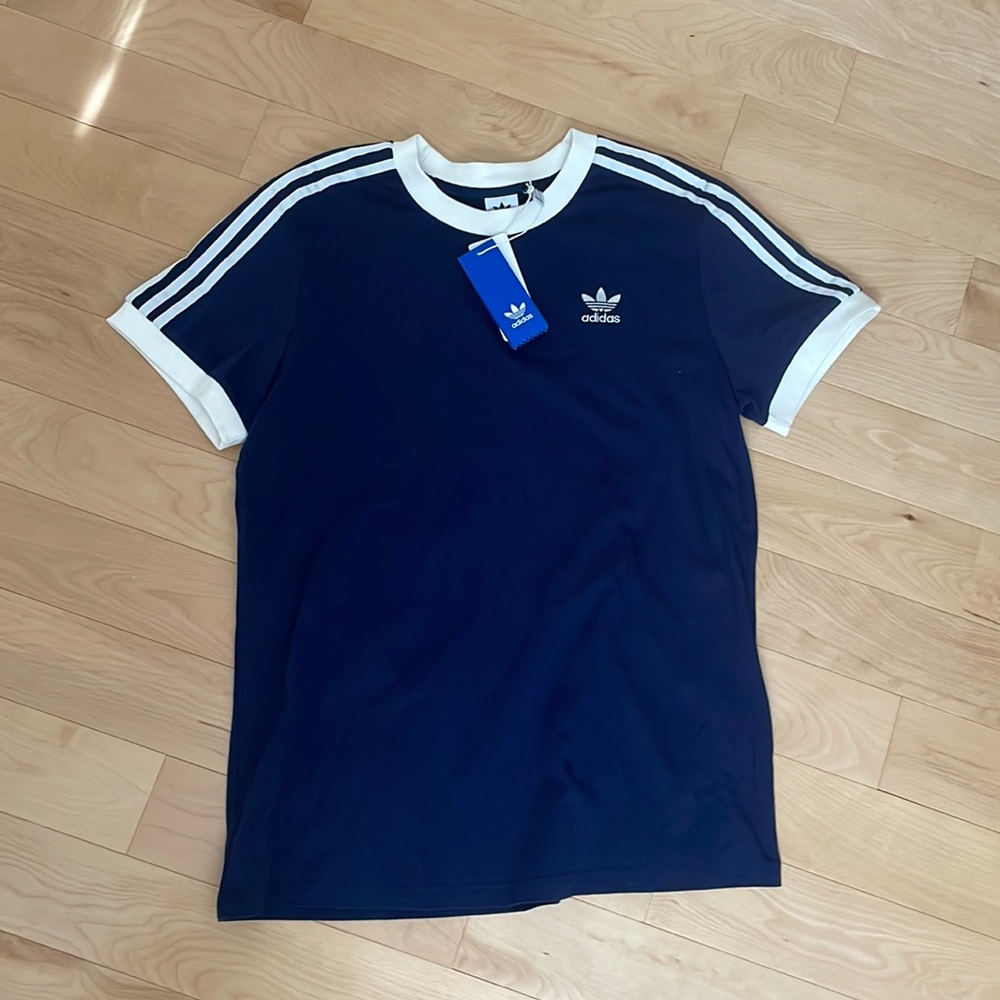Adidas T-shirt